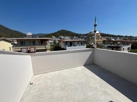 Özdere Çukuralaltı Central Location 3+1 Summer House For Sale With Parking