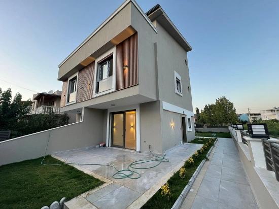 3+1 Villa For Sale In Izmir Menderes Gümüldür, Close To The Sea