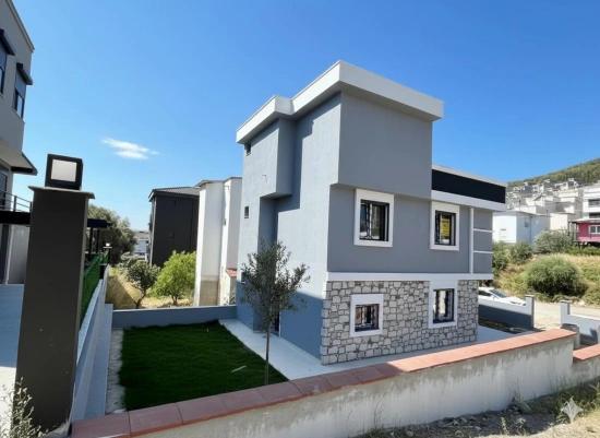 Ultra Luxury 4+1 Villa For Sale In Doğanbey With Single Private Parking