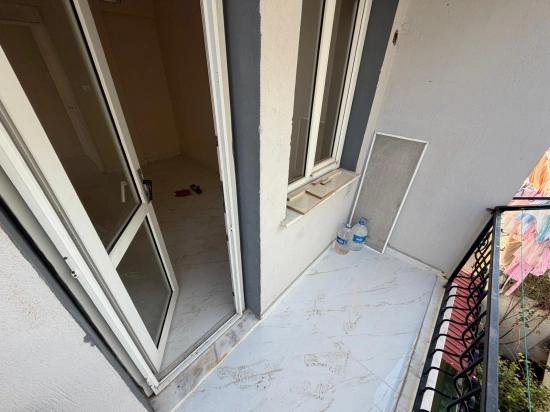 2+1 Apartment For Sale In Seferihisar Bengiler, 150M From The Sea, Above A Market.