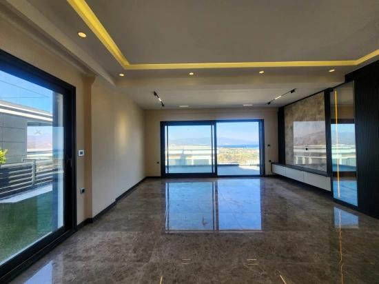 Smart Tv With Electric Vehicle Charging Station And Full Sea View In Seferihisar Atatürk Neighborhood