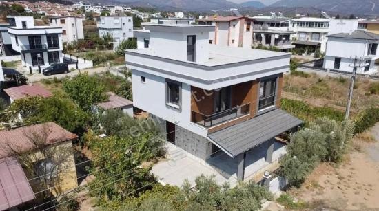 Brand New 3+1 Detached Villa In Seferihisar Cumhuriyet, 850M From The Sea.