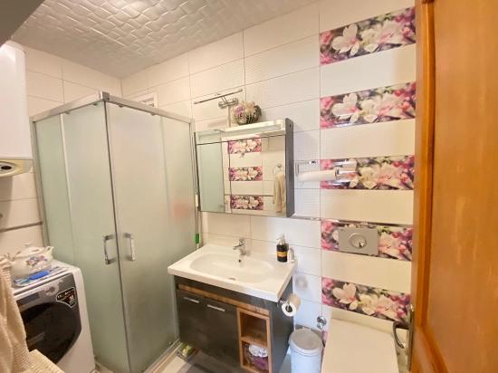 Detached, Comfortable 3+1 Villa With Pool And Security For Sale In Seferihisar Erdem Tur Site.