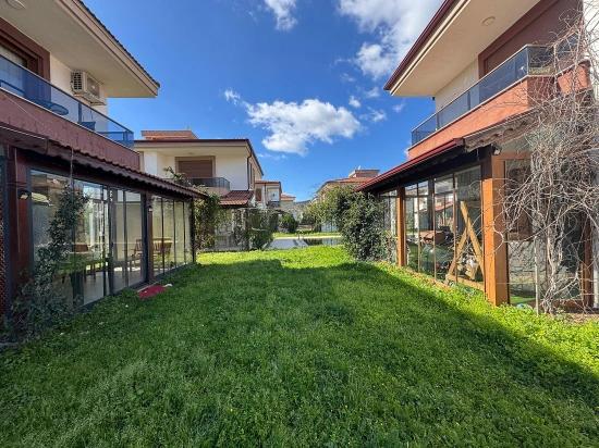Luxury 3+1 Villa In A Gated Community With A Swimming Pool, Close To The Sea, In Cumhuriyet Neighborhood, Seferihisar!