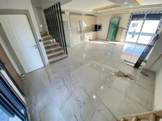 Condominium Title Deed, Close To The Sea, 3+1 Villa With Garden In Seferihisar Cumhuriyet