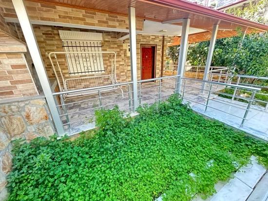 Luxury 4+1 Villa With Large Garden For Sale On Özdere Çukaltı Beach