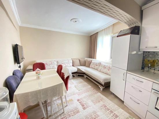 110m2 3+1 Single Flat With Separate Kitchen In Ürkmez Center