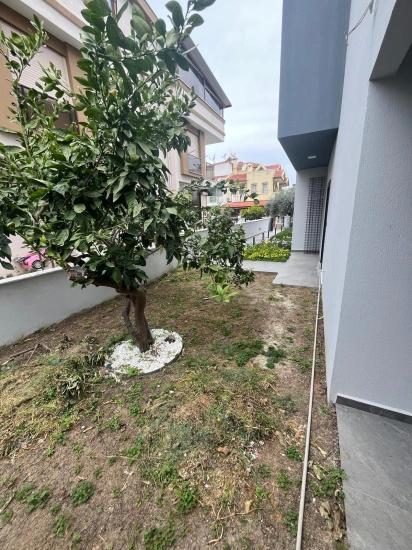 Suitable For Summer And Winter Living In Menderes Çukaltı, Only 350 Meters! 3+1 Modern Villa For Sale