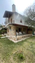 3+1 Bedroom Villa For sale in Cumhuriyet Nbh. Seferihisar Doğanbey - 140 m²