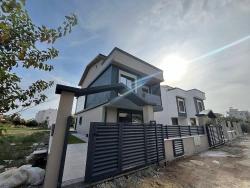 3+1 Villa For Sale In Menderes Gümüldür, 400 Meters From The Sea, With 3+1 Parking