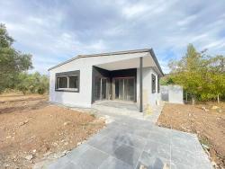 Detached 2+1 House For Sale In Kavakdere On 250M2 Land