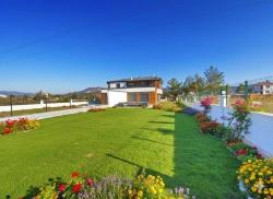 550M² Plot In Kavakdere, Seferihisar, Ultra Luxury 3+2 Villa With Pool