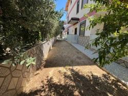 4+1 Villa For Sale In Özdere, 400M From The Sea, With Closed Kitchen