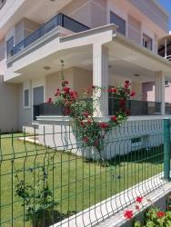 6+1 Villa For Sale In Özdere, Close To The Sea, With Nature And Sea Views