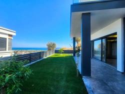 Smart Tv With Electric Vehicle Charging Station And Full Sea View In Seferihisar Atatürk Neighborhood