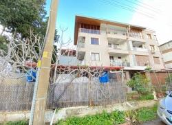 Opportunity Apartment In Bengiler, Seferihisar, 100M From The Sea - 2+1 With Separate Kitchen!
