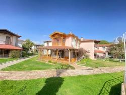Detached, Comfortable 3+1 Villa With Pool And Security For Sale In Seferihisar Erdem Tur Site.