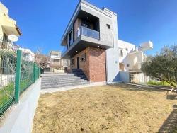 Luxury 3+1 Villa For Sale In Seferihisar Cumhuriyet, Fully Detached, With Smart Home Technology!