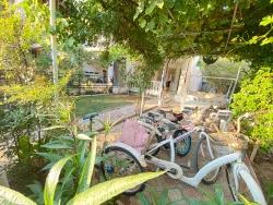 Seferihisar Cumhuriyet Mahallesi, Yıldız Tur Sitesi. 3+1 Apartment For Sale Where Blue And Green Meet.