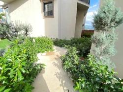 2+1 Ground Floor Apartment For Sale With Elevator In The Market Center Of Gumuldur