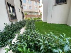 2+1 Ground Floor Apartment For Sale With Elevator In The Market Center Of Gumuldur