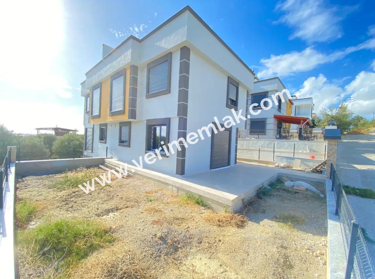 3 1 Villa For Sale With Detached Garden With Full Sea View In Ürkmez
