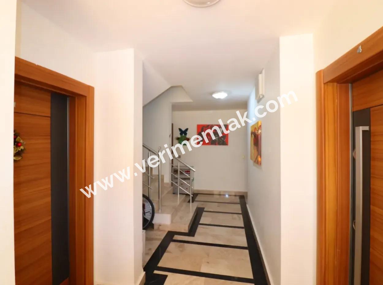 2 1 Apartment For Sale In Ürkmez Bazaar With Ground Floor Large Garden