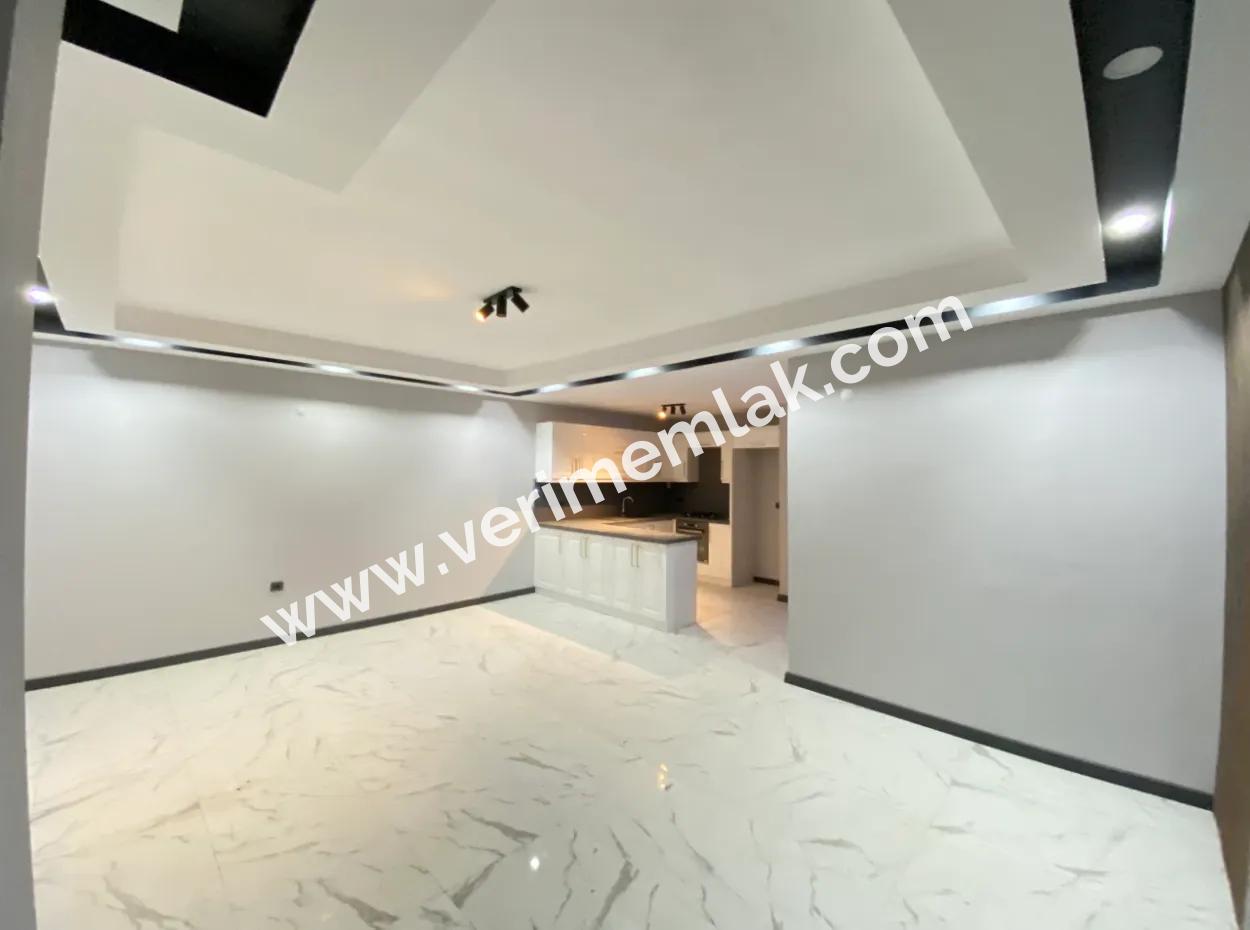 3 1 Villa For Sale With Underfloor Heating Close To The Sea In Ürkmez