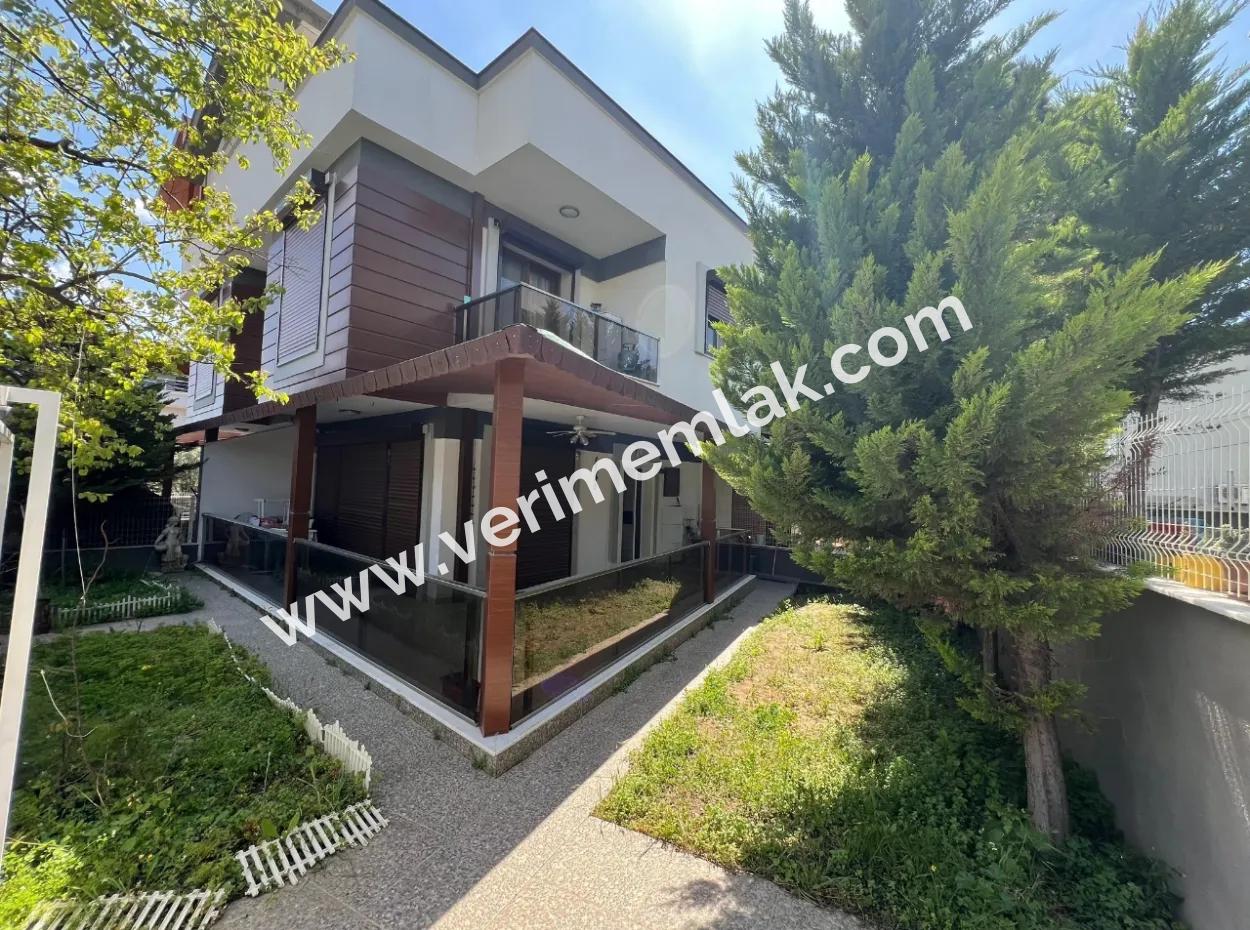 3 1 Villa For Sale On The Sea Side In A Central Location In Ozdere
