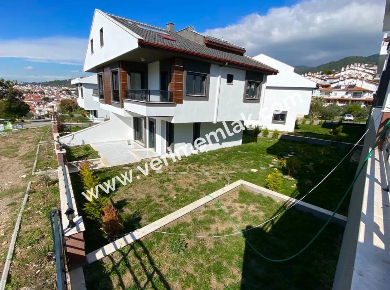 4 1 Large Garden Parking Lot With View Close To The Sealivilla