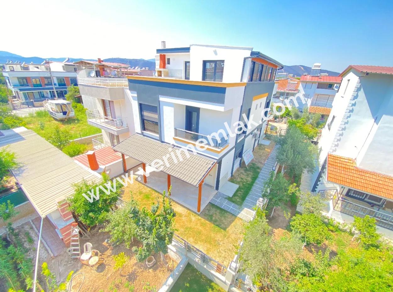 3 1 Villa For Sale In Doganbey 300 M2 To The Sea With Large Garden