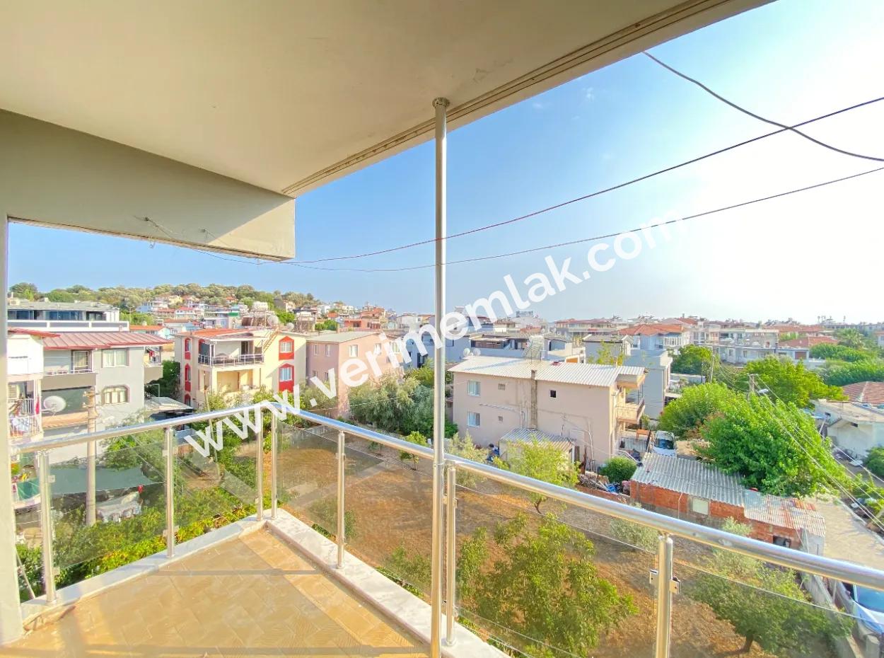 3 1 Apartment For Sale 350Mt To The Sea In The Center Of The Bazaar In Seferihisar Ürkmez