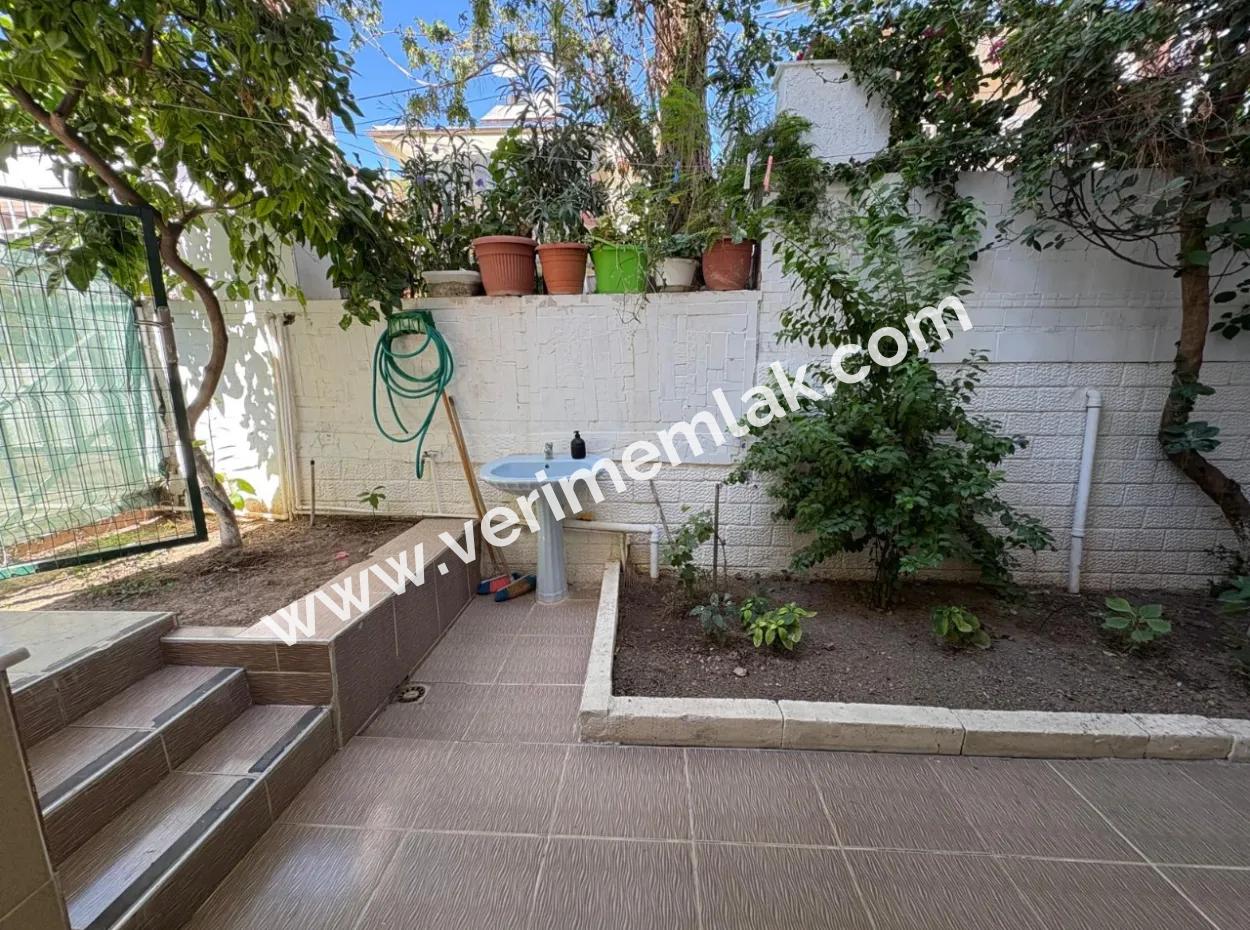 3 1 Flats For Sale On The Garden Floor On The Sea Side In Ürkmez