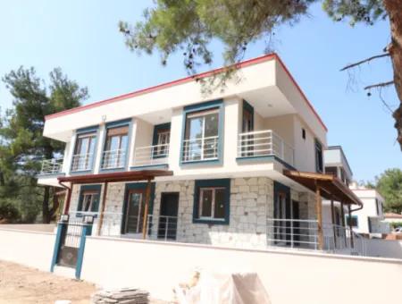 3 1 Villa For Sale With Detached Garden In Doganbey Payamlı
