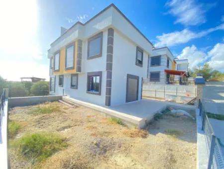3 1 Villa For Sale With Detached Garden With Full Sea View In Ürkmez