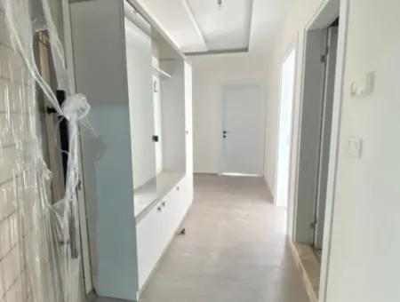 3 1 Apartment For Sale In Ürkmez With Living Room, Kitchen, Separate Elevator