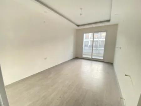 3 1 Apartment For Sale In Ürkmez With Living Room, Kitchen, Separate Elevator