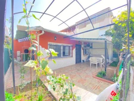 Single Storey Detached House For Sale 2 1 Summer House On The Sea Side In Ürkmez