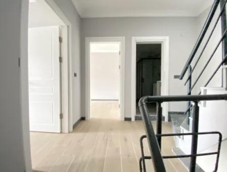 3 1 Villa For Sale With Underfloor Heating Close To The Sea In Ürkmez