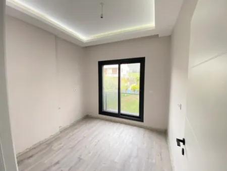 400 M From The Sea, Very Close To The Center Of The Bazaar, 6 1 Villas For Sale