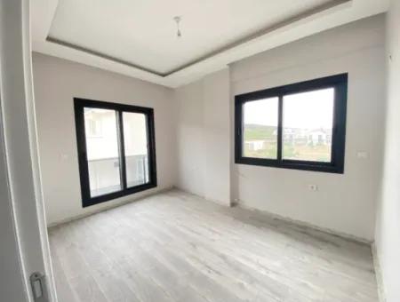 400 M From The Sea, Very Close To The Center Of The Bazaar, 6 1 Villas For Sale