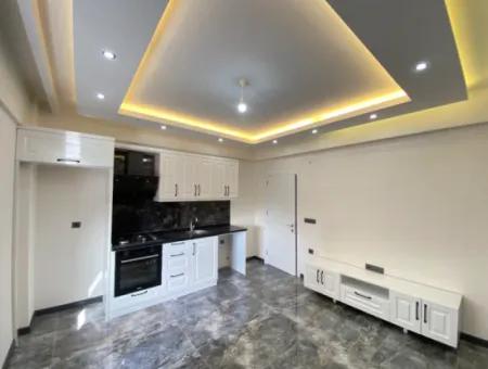 Apartment With Elevator In Central Location 100 Mt To The Sea