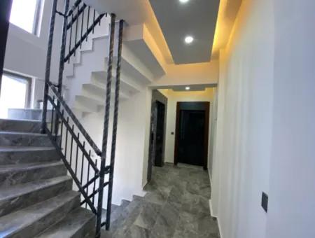 Apartment With Elevator In Central Location 100 Mt To The Sea
