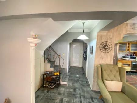 4 1 Villa For Sale Furnished By The Sea In Seferihisar Ürkmezde