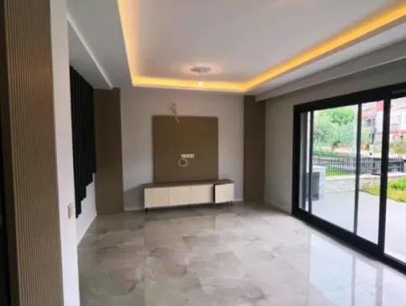 Sea Side, Corner, Big Gardenfor Sale 3 1 Villas