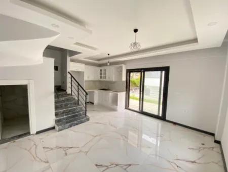 2 1 Villa For Sale In Ozdere Within Walking Distance To The Sea
