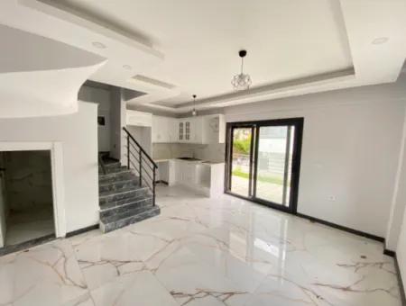 2 1 Villa For Sale In Ozdere Within Walking Distance To The Sea