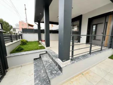 Detached Zero Sale 3 1 Duplex Villa For 200M2 Plot In Seferihisar Doğanbey Center
