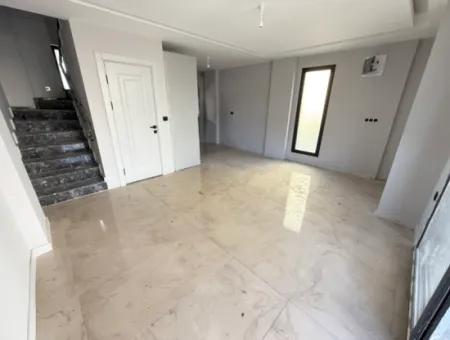 Detached Zero Sale 3 1 Duplex Villa For 200M2 Plot In Seferihisar Doğanbey Center