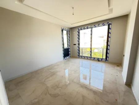 Detached Zero Sale 3 1 Duplex Villa For 200M2 Plot In Seferihisar Doğanbey Center